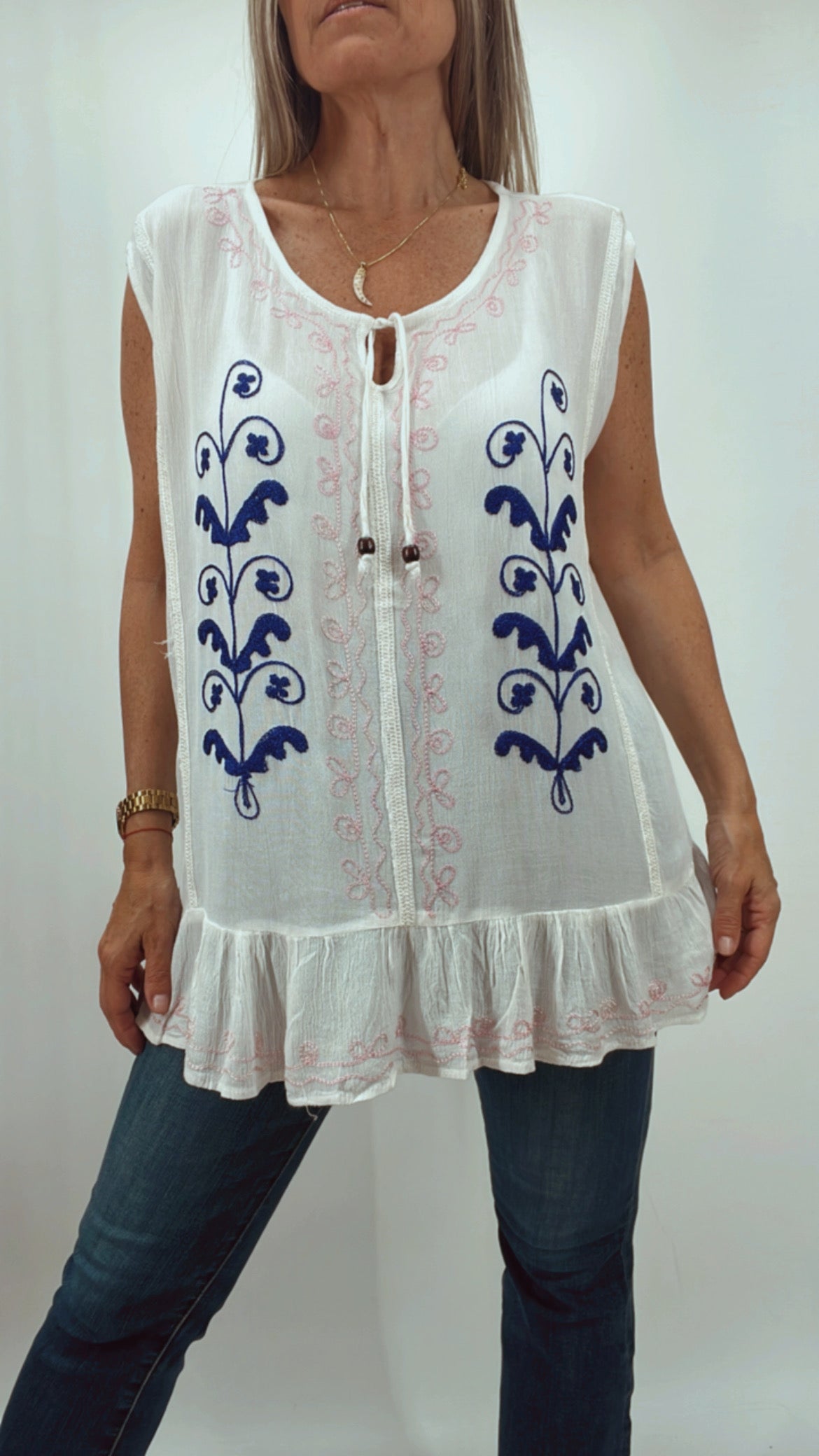Blusa de la India en bambula bordada