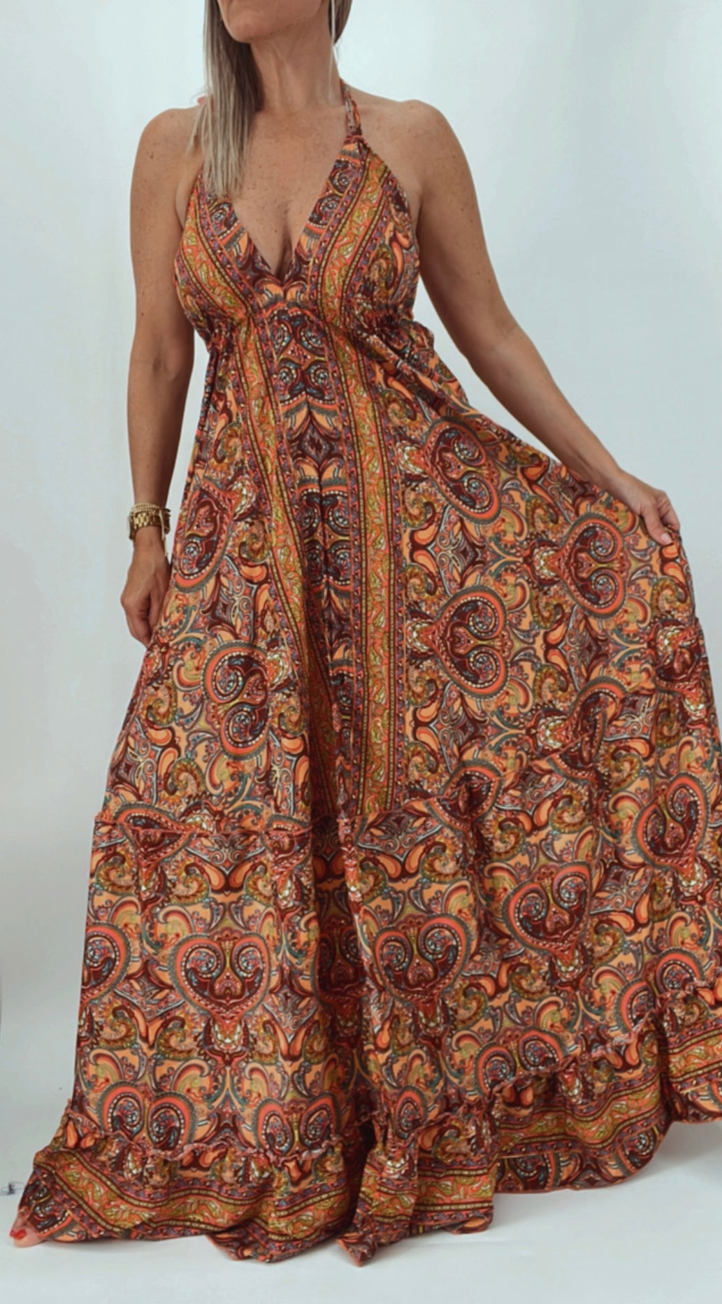 Vestido de la India en seda espalda descubierta