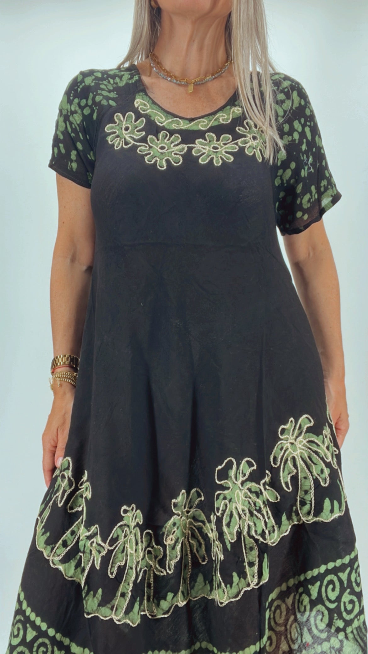 Vestido de la India bordado y estampado