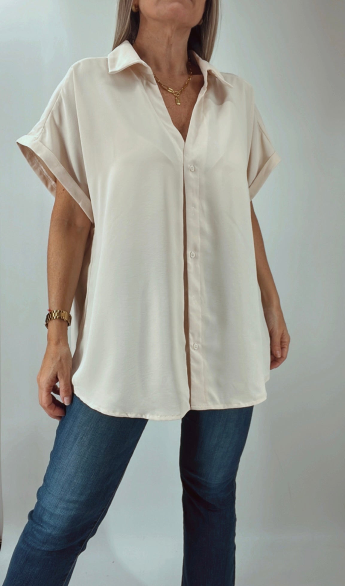 Camisa abotonada