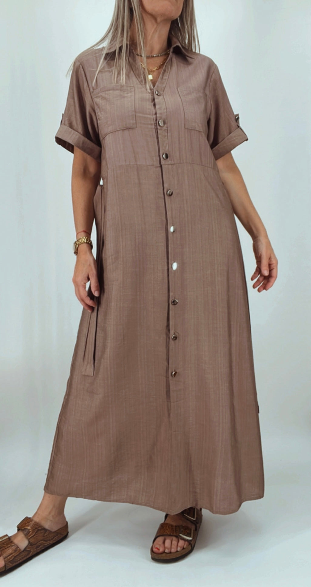 Vestido o camisola con botones