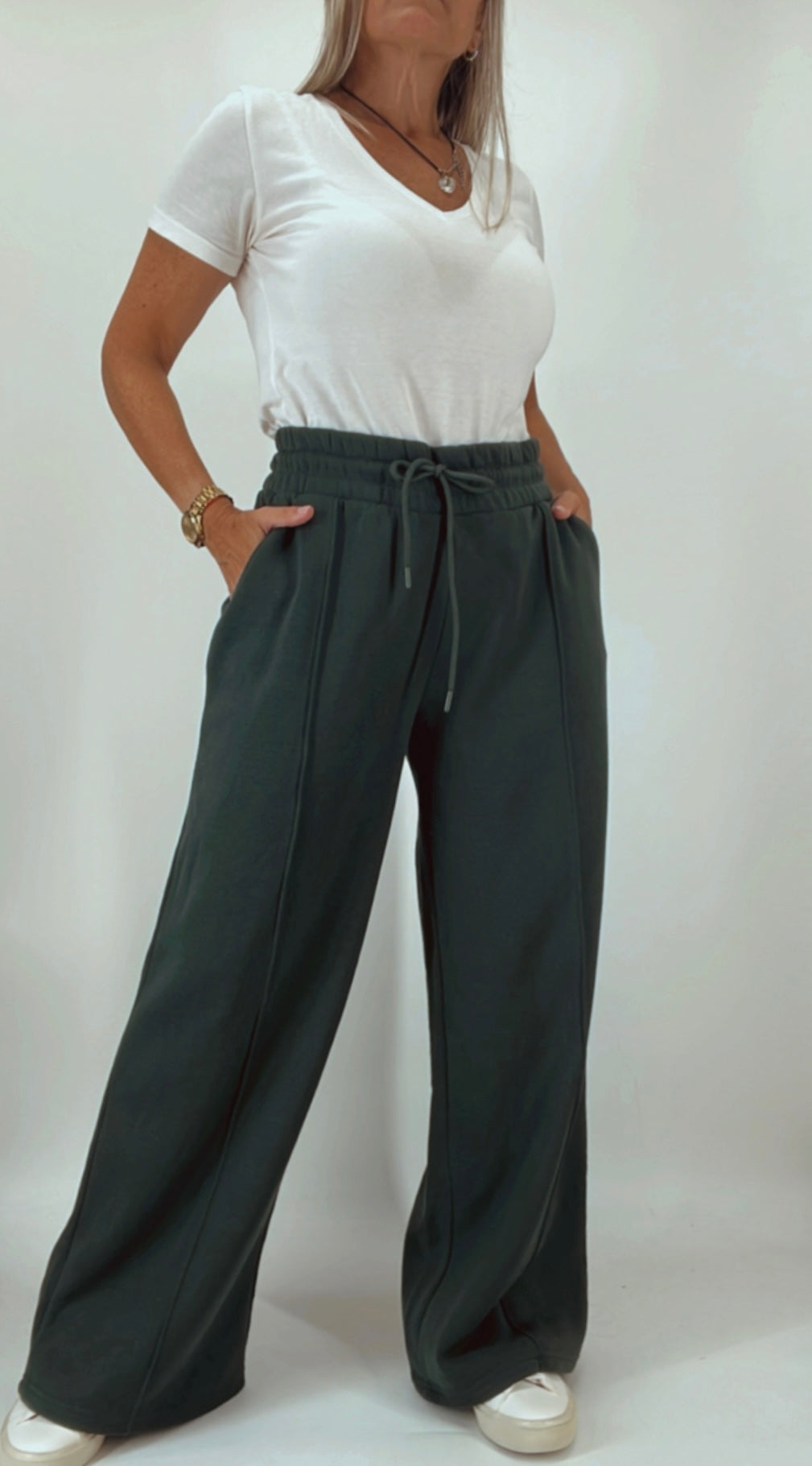 Pantalón deportivo ancho