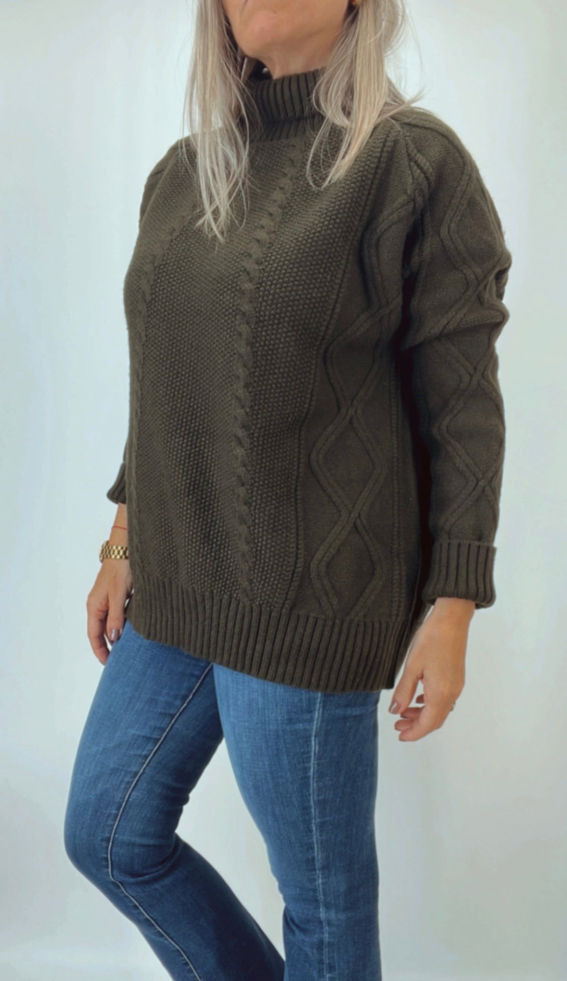 Sweater de punto trabajado