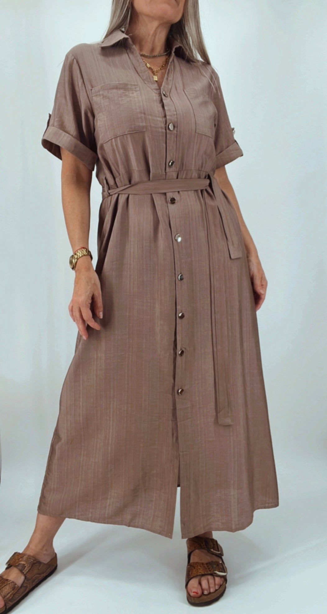Vestido o camisola con botones