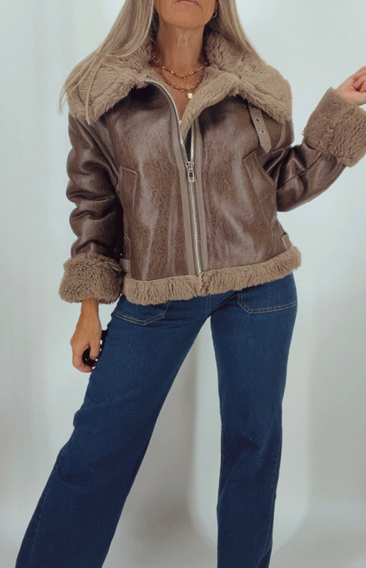 Campera con corderito interior
