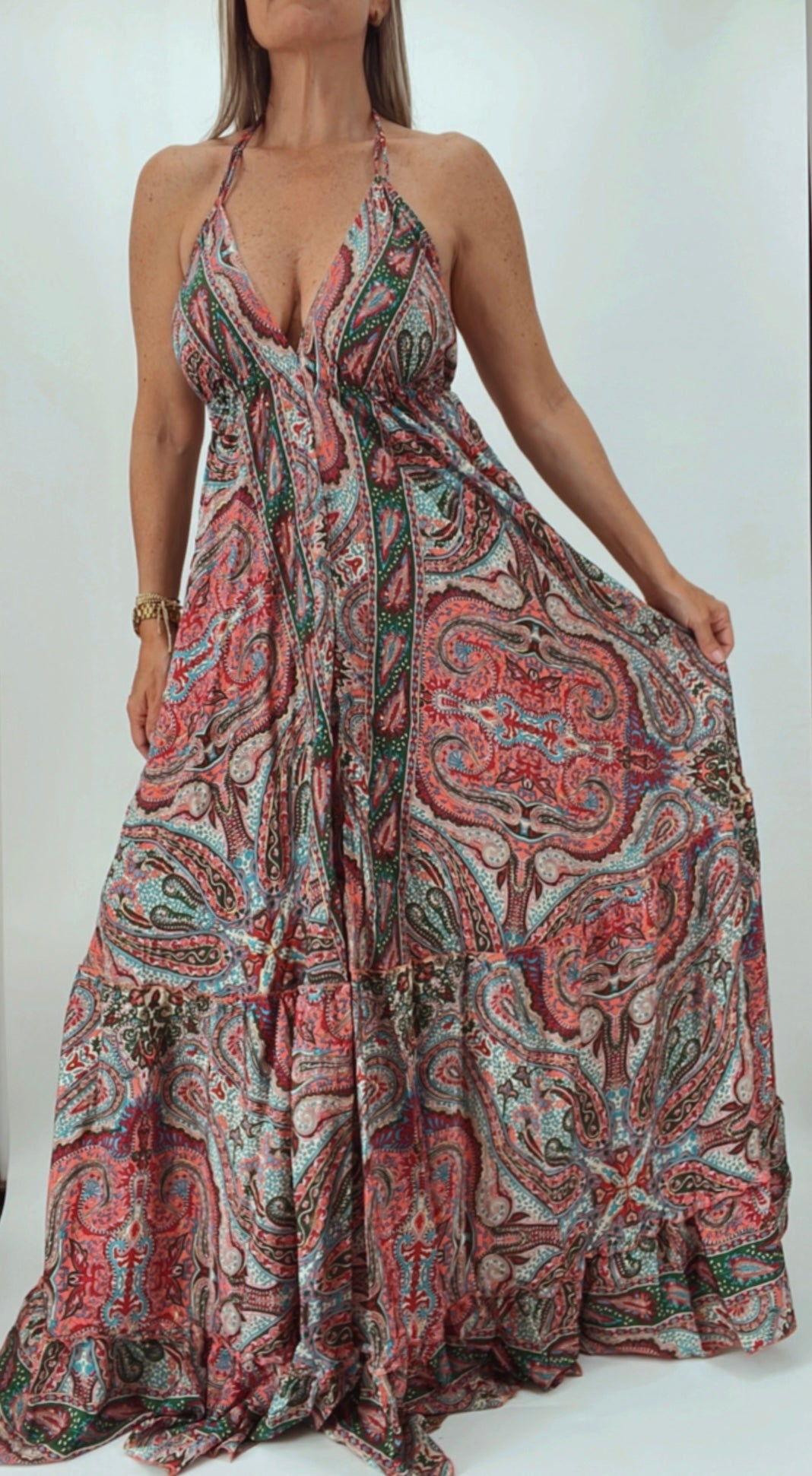 Vestido de la India en seda espalda descubierta