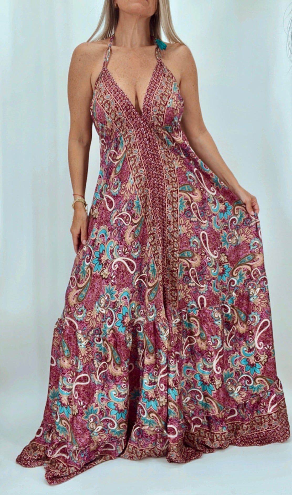 Vestido de la India en seda espalda descubierta