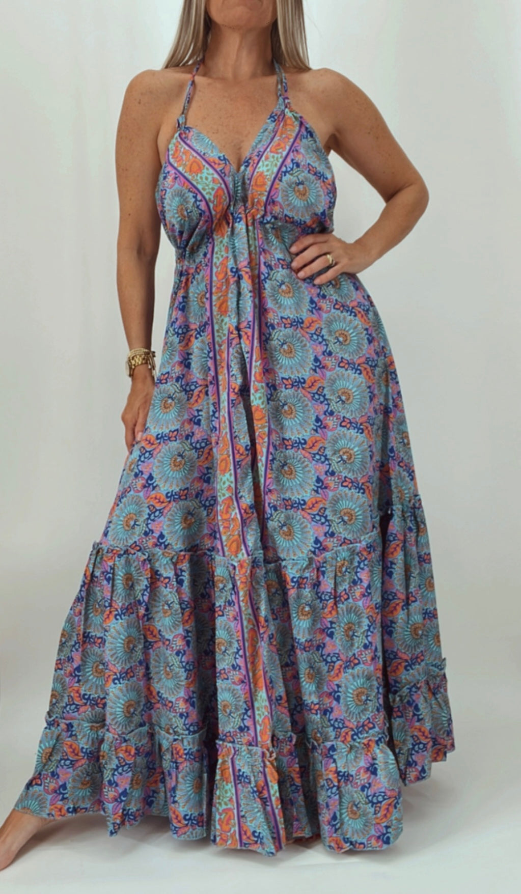 Vestido de la India en seda espalda descubierta