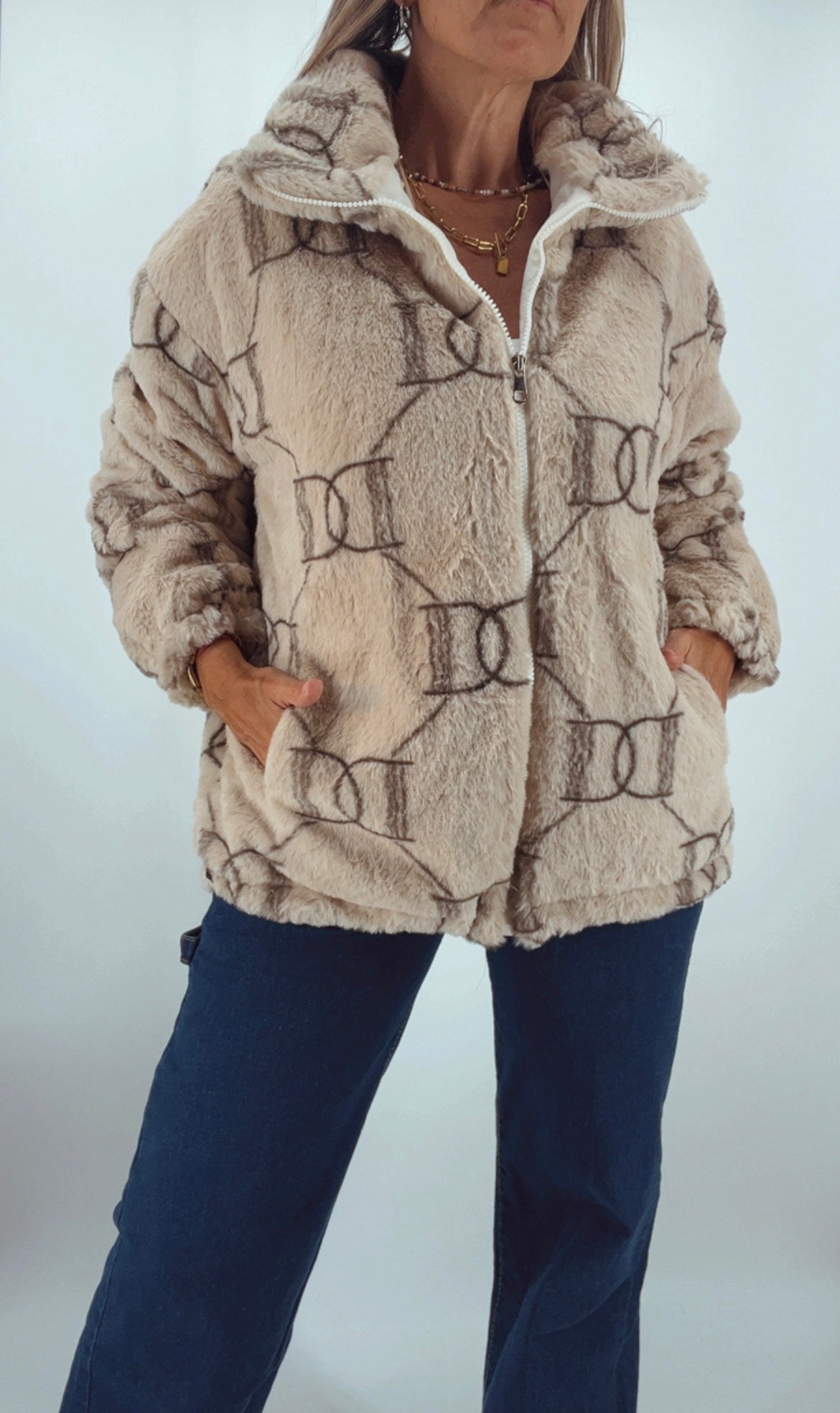 Campera efecto piel