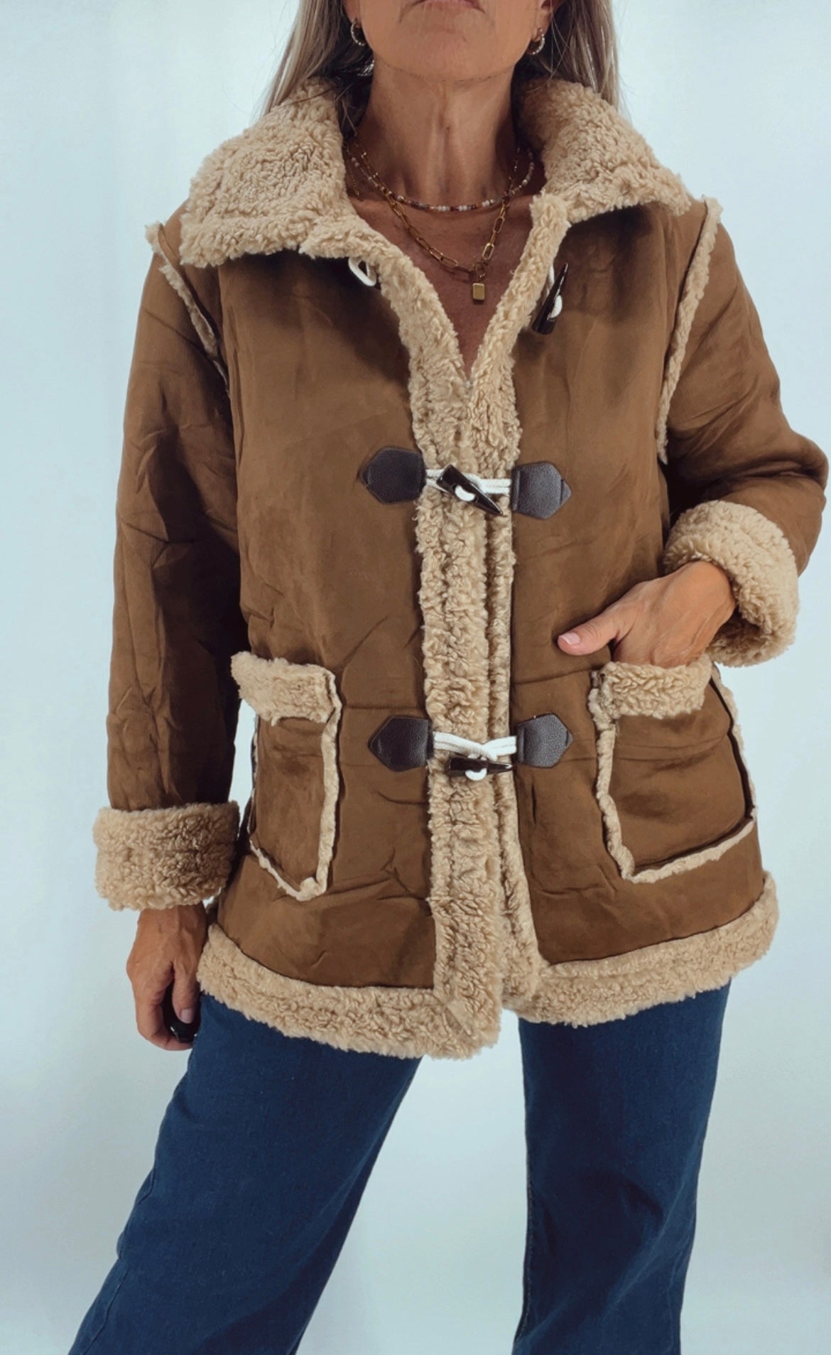 Gamulan estilo clásico con interior suave