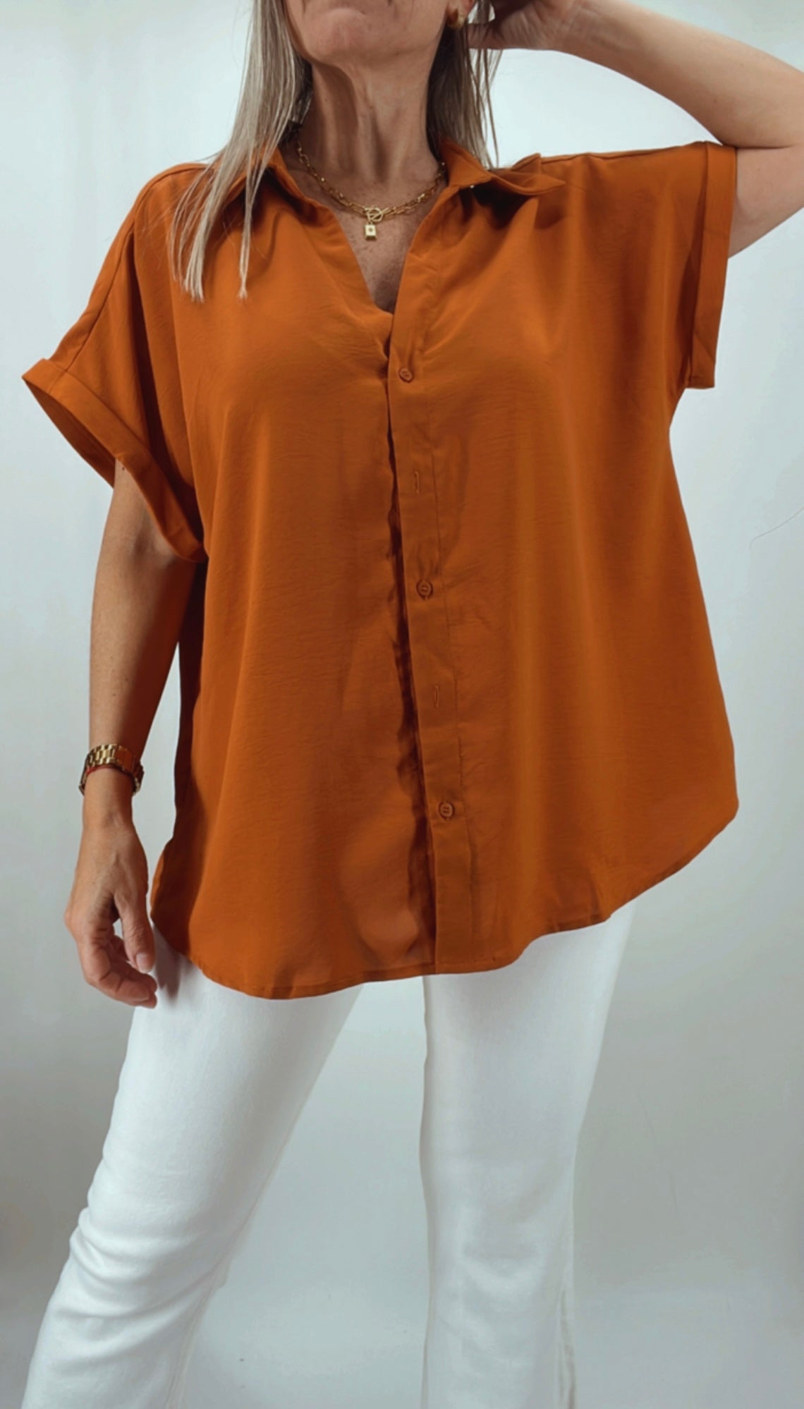 Camisa abotonada