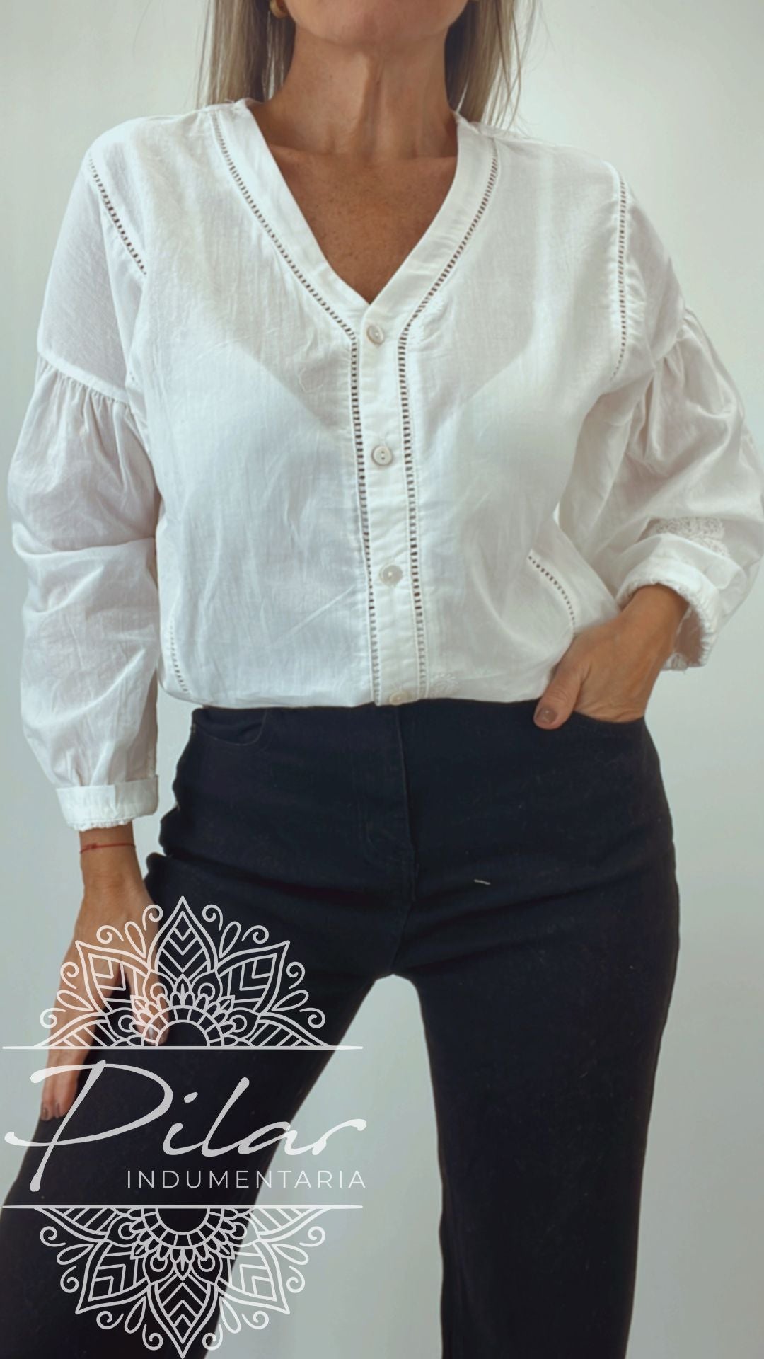 Camisa con detalles bordada