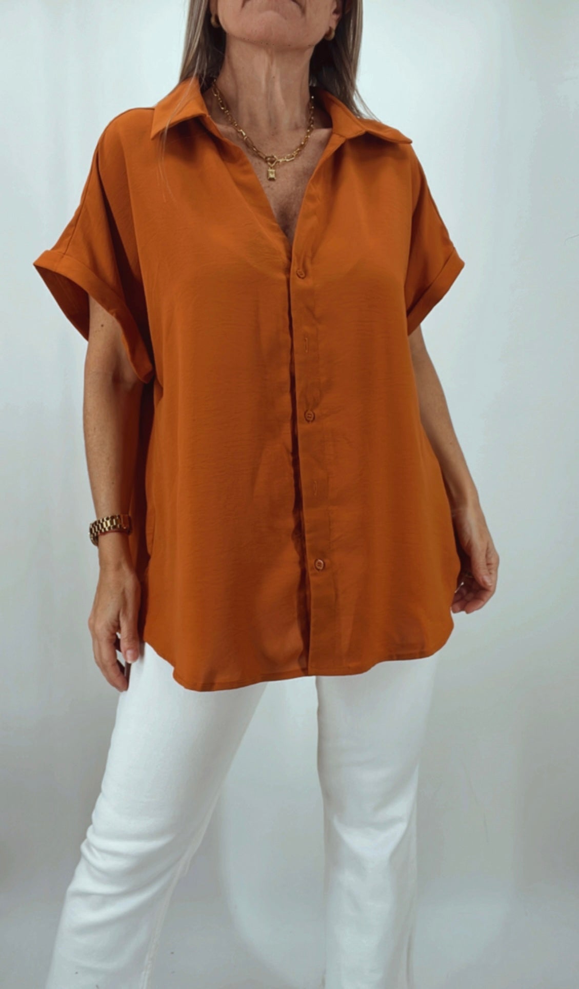 Camisa abotonada