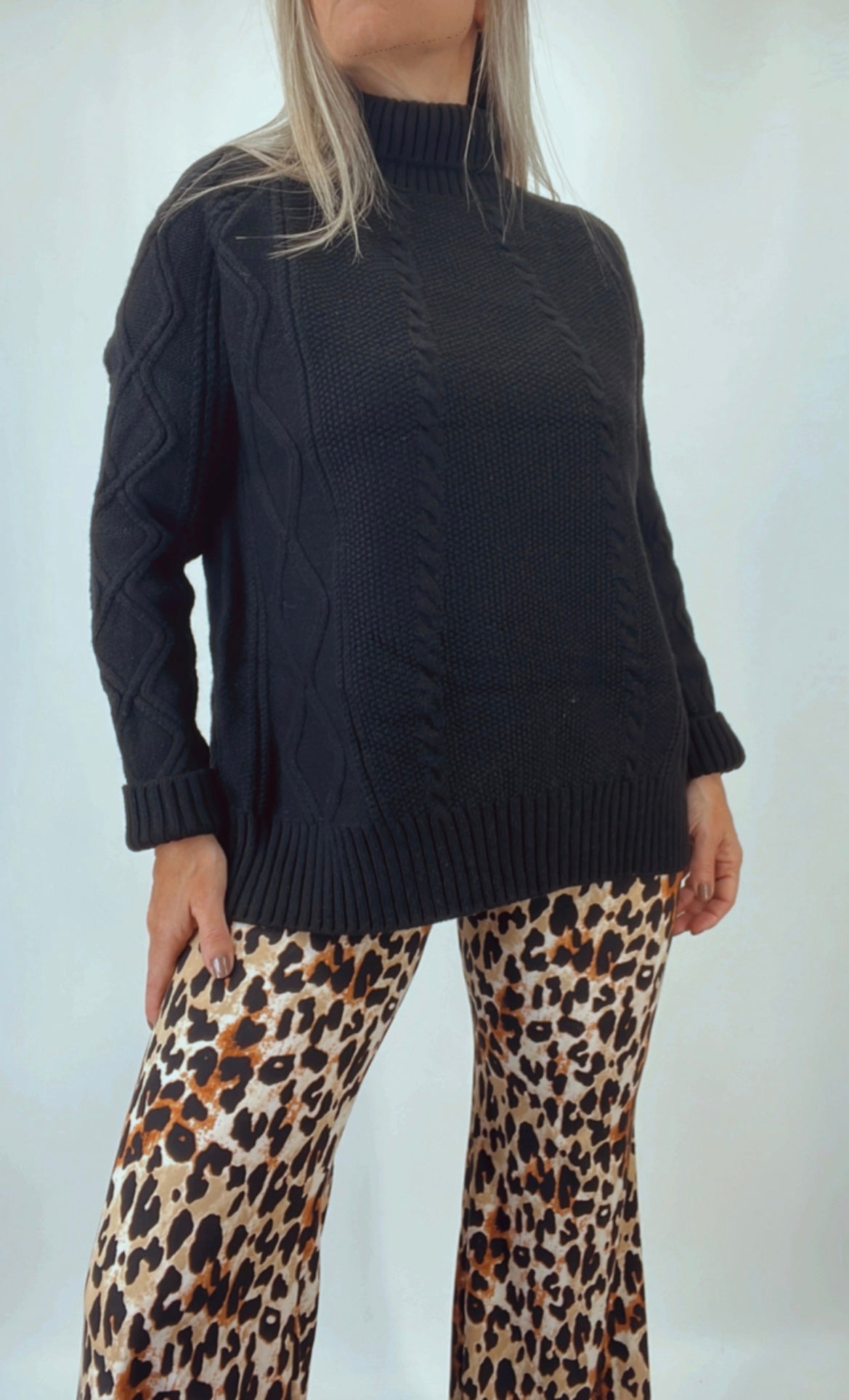 Sweater de punto trabajado
