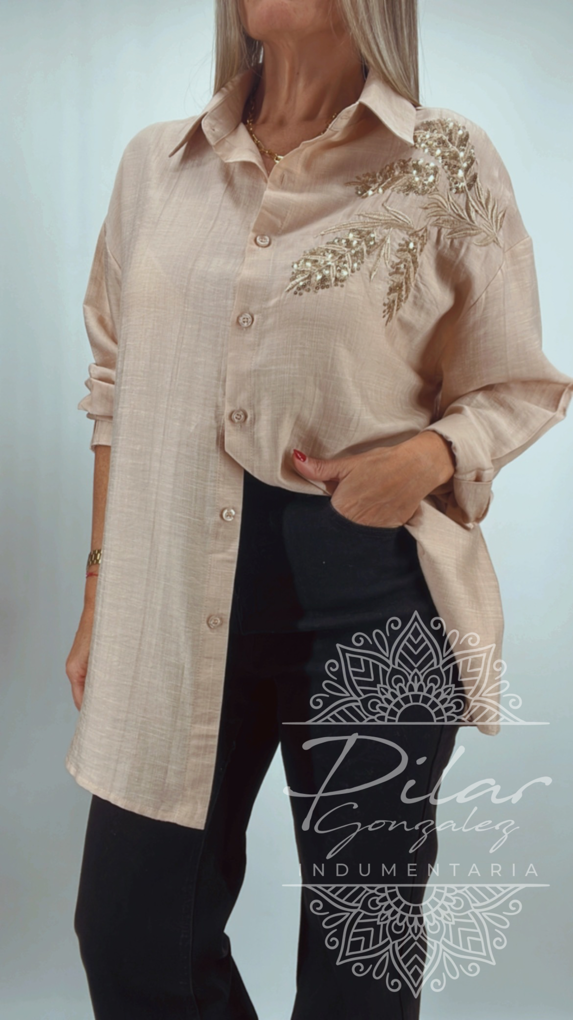 Camisa con bordado