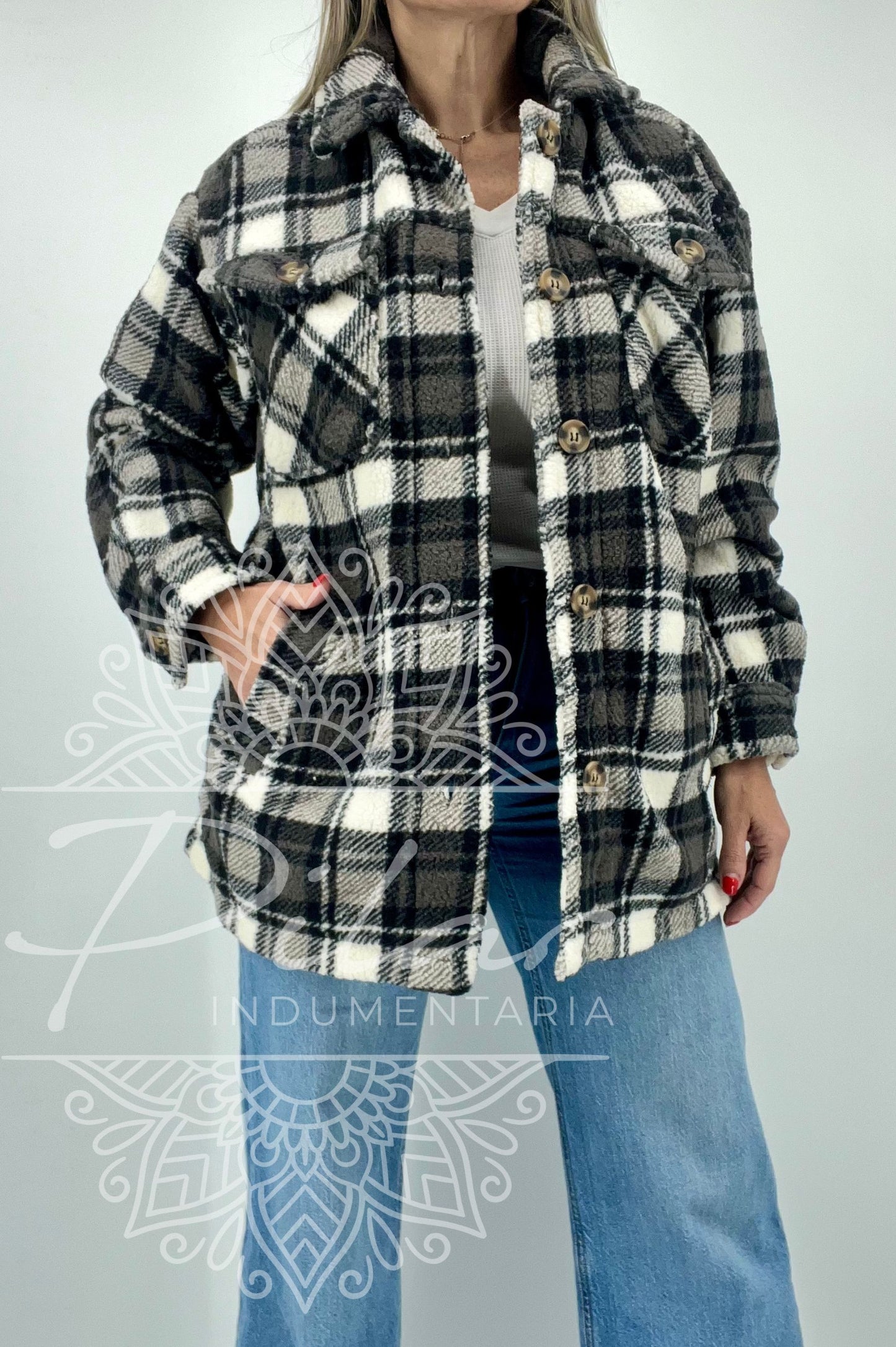 Sobrecamisa peluda