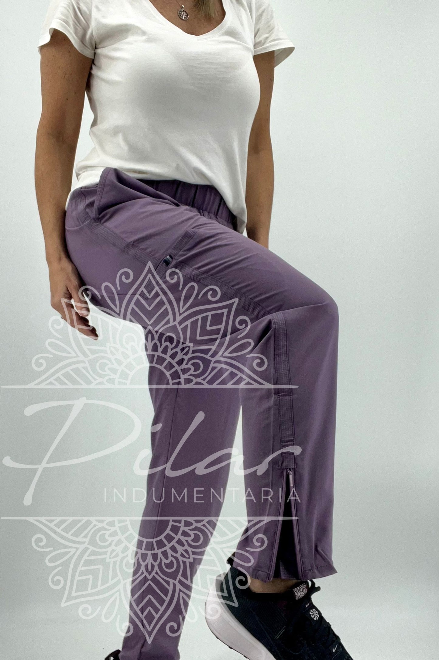 Pantalón en microfibra