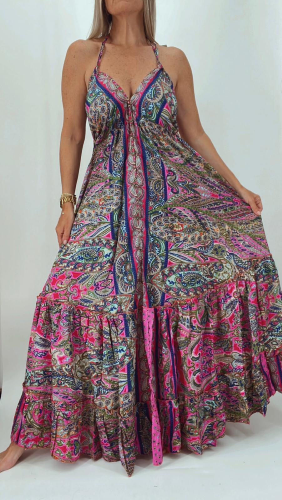 Vestido de la India en seda espalda descubierta