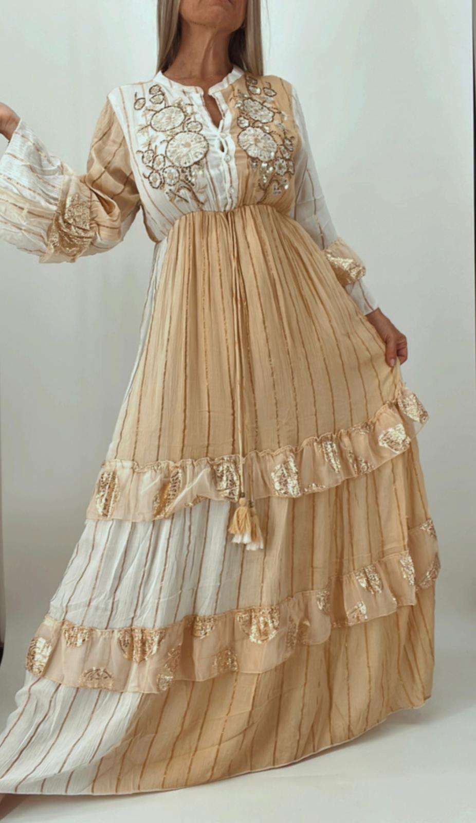 Vestido de la India con lurex y bordados