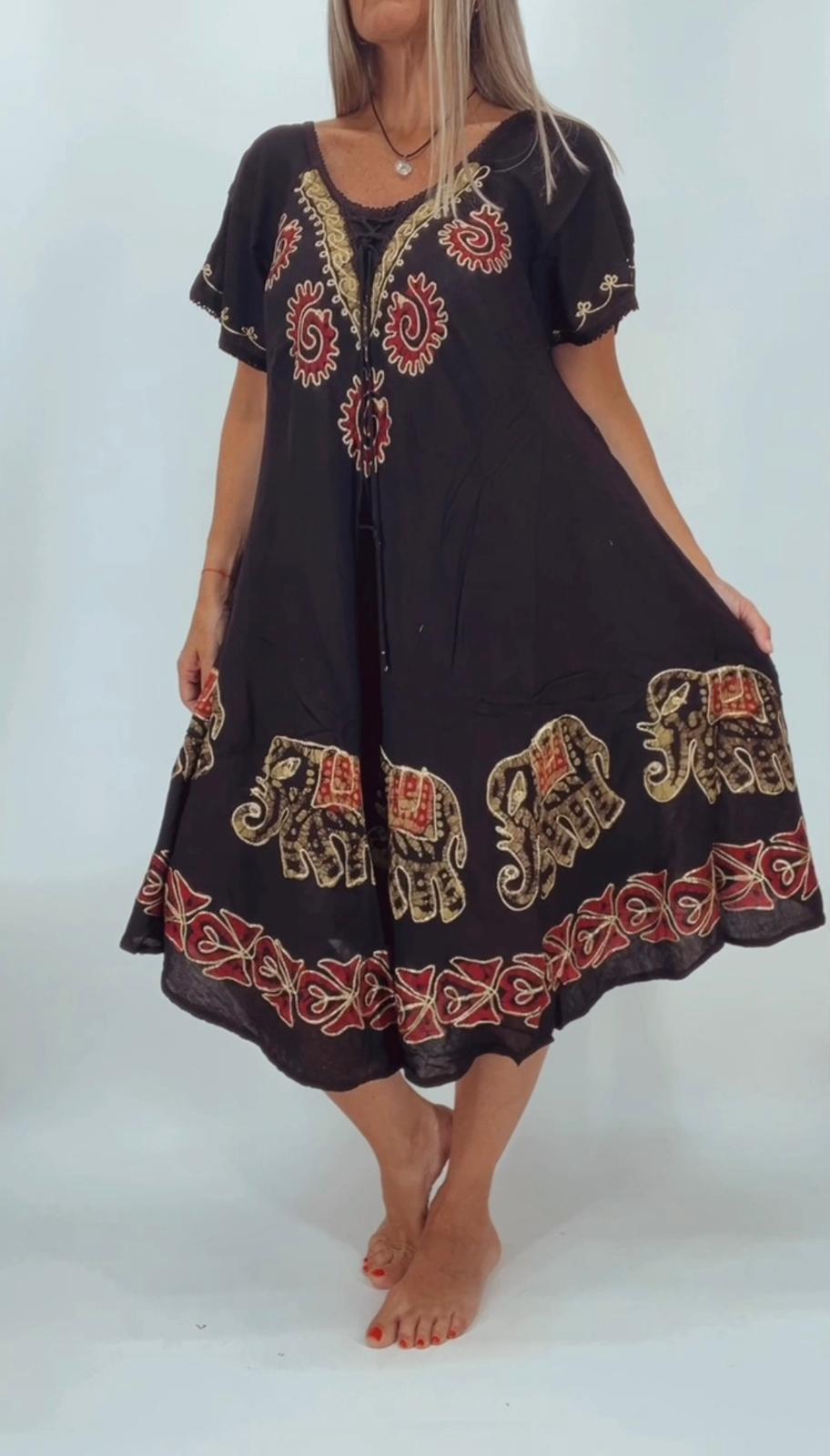 Vestido de la India bordado y pintado