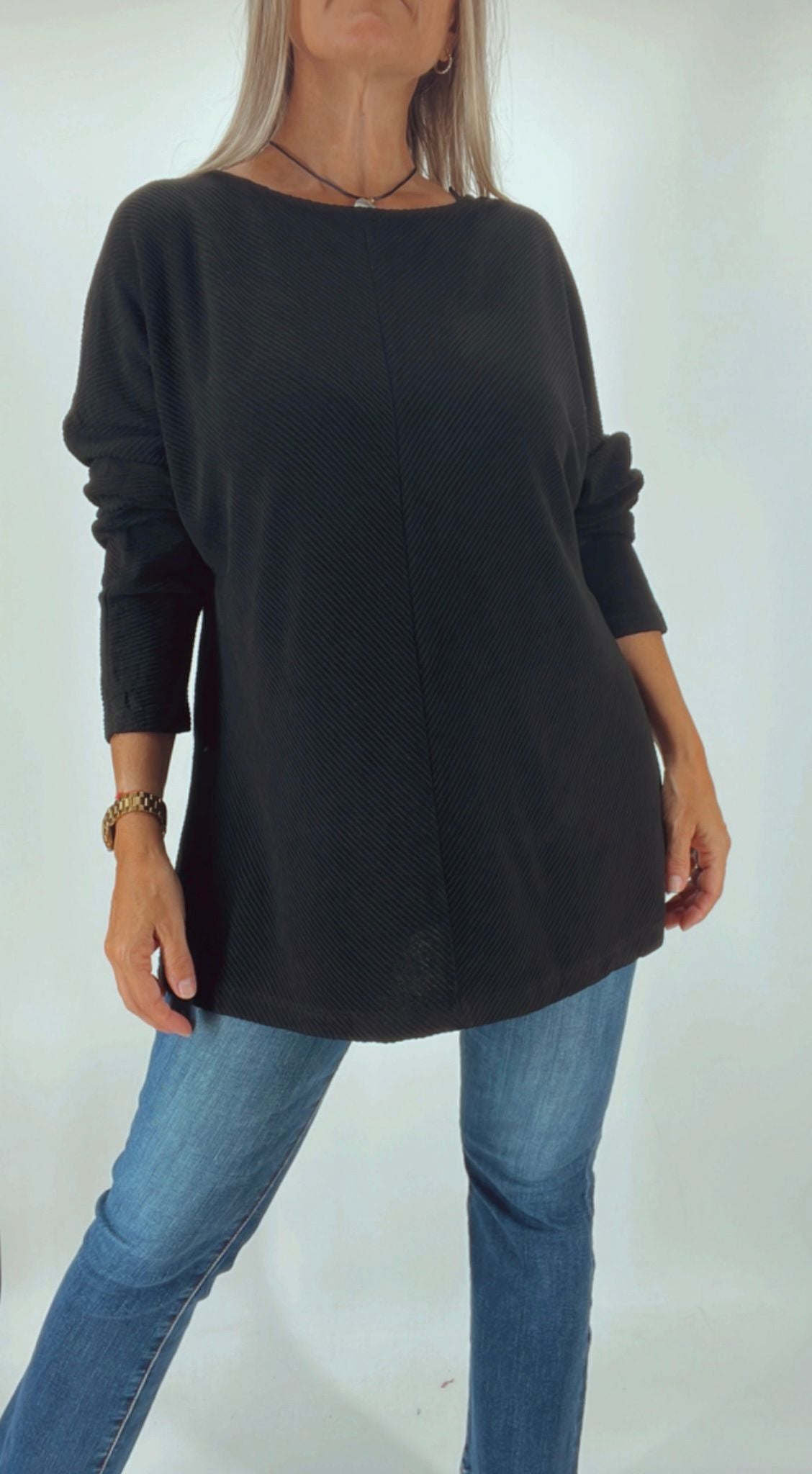 Remera amplía textura diagonal