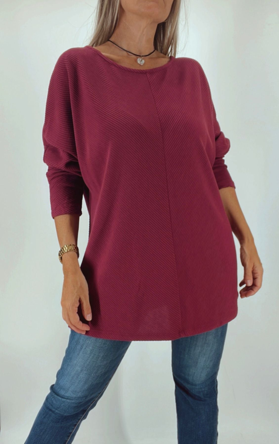 Remera amplía textura diagonal