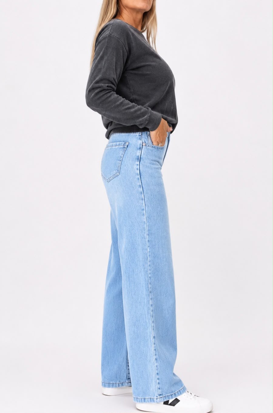 Pantalón jean sin lycra celeste - vista lateral
